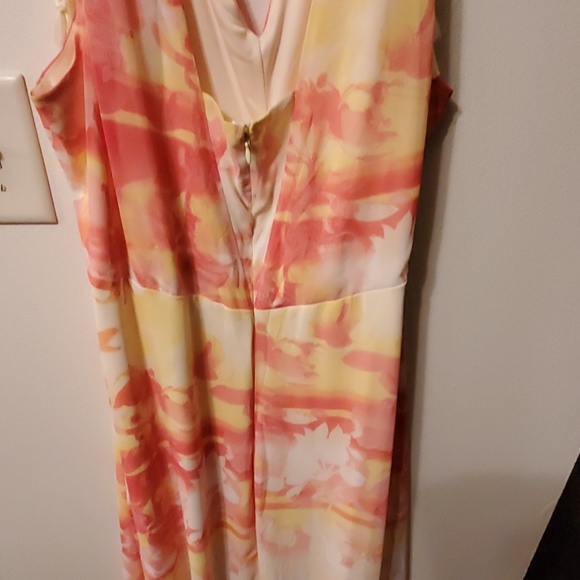 Ashley Stewart Women, beautiful  beach dress - Picture 3 of 8